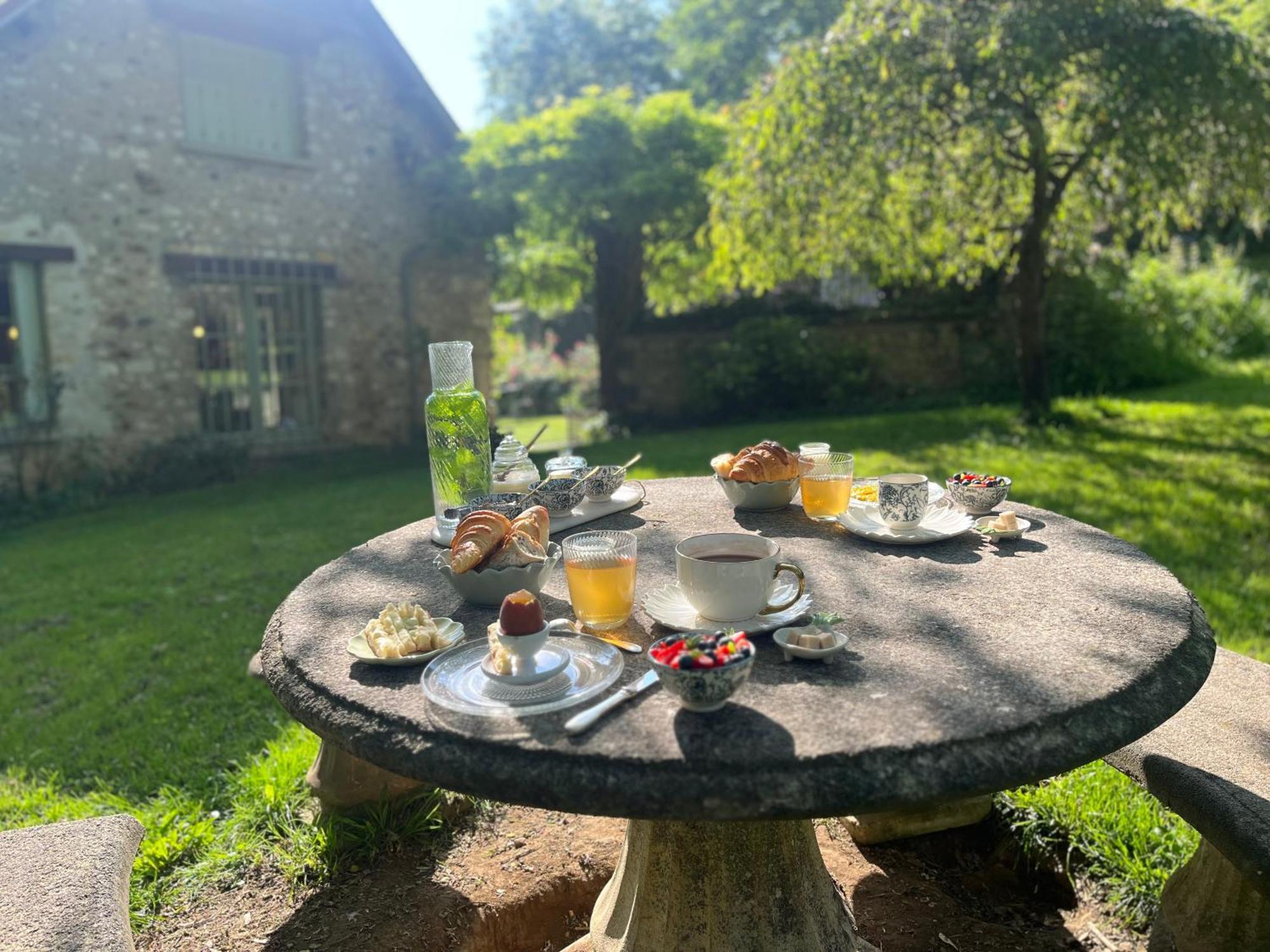 Le Clos Des Songes Blaru Extérieur photo